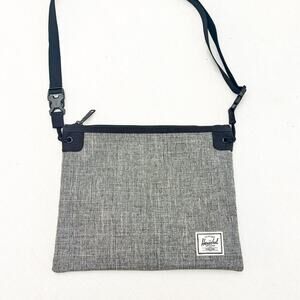 Herschel Alder Women's Crossbody Bag Travel Purse Gray Black Organizer